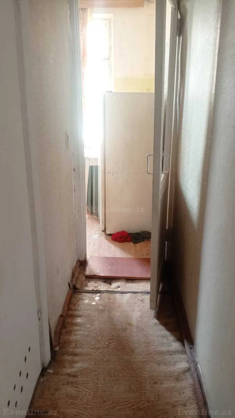Satılır 1 otaqlı Mənzil Köhnə tikili 35 m² Bakı, Yasamal r., İnşaatçılar m — Mənzil, Bakı (3)