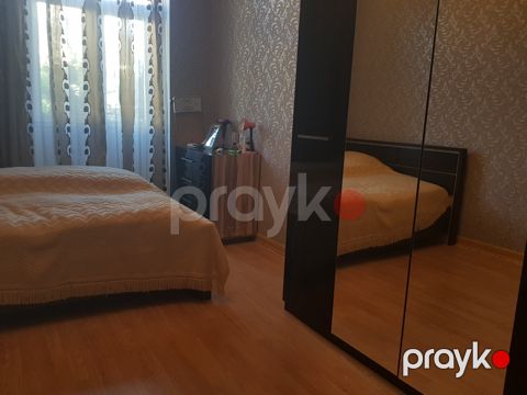 Satılır 2 otaqlı köhnə tikili 65 m² — Bakı