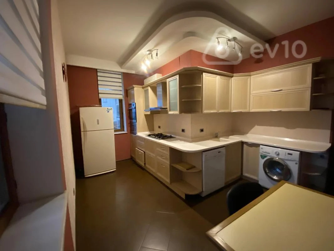 4 otaqlı mənzil, 210 m², Kazım Kazımzadə — kirayə — Mənzil, Bakı (3)