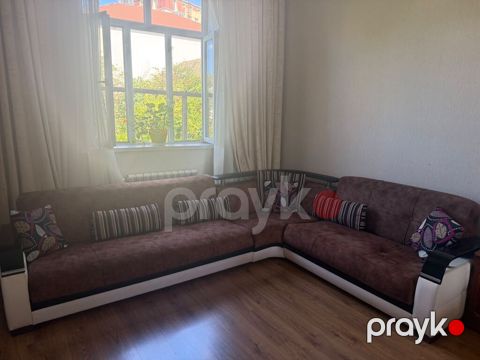 Saloğlu divan satılır 350₼. Açılır bazası var. Ünvan — Bakı