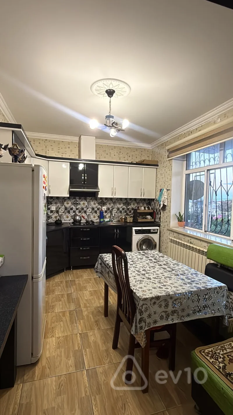 8 otaqlı həyət evi, 260 m², Bakı Şamaxı yolu — Ev, villa, Bakı (7)