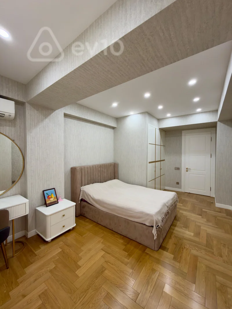 5 otaqlı mənzil, 201 m², Qarabağ küçəsi — Mənzil, Bakı (7)