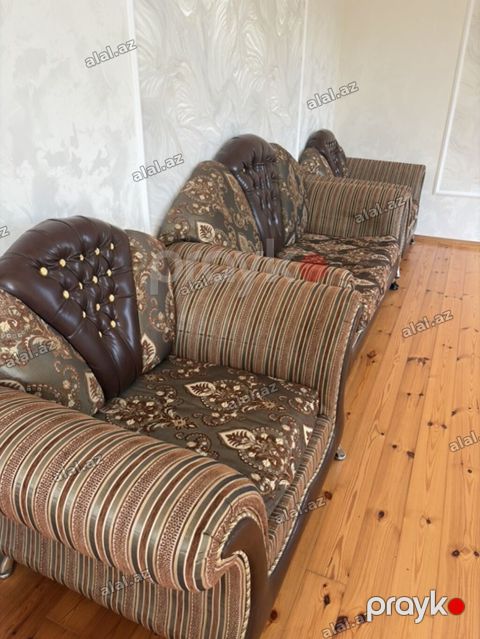 Klassik üslubda yumşaq mebel dəsti - Tərkib: 1 ədəd ikili divan, 2 — Bakı