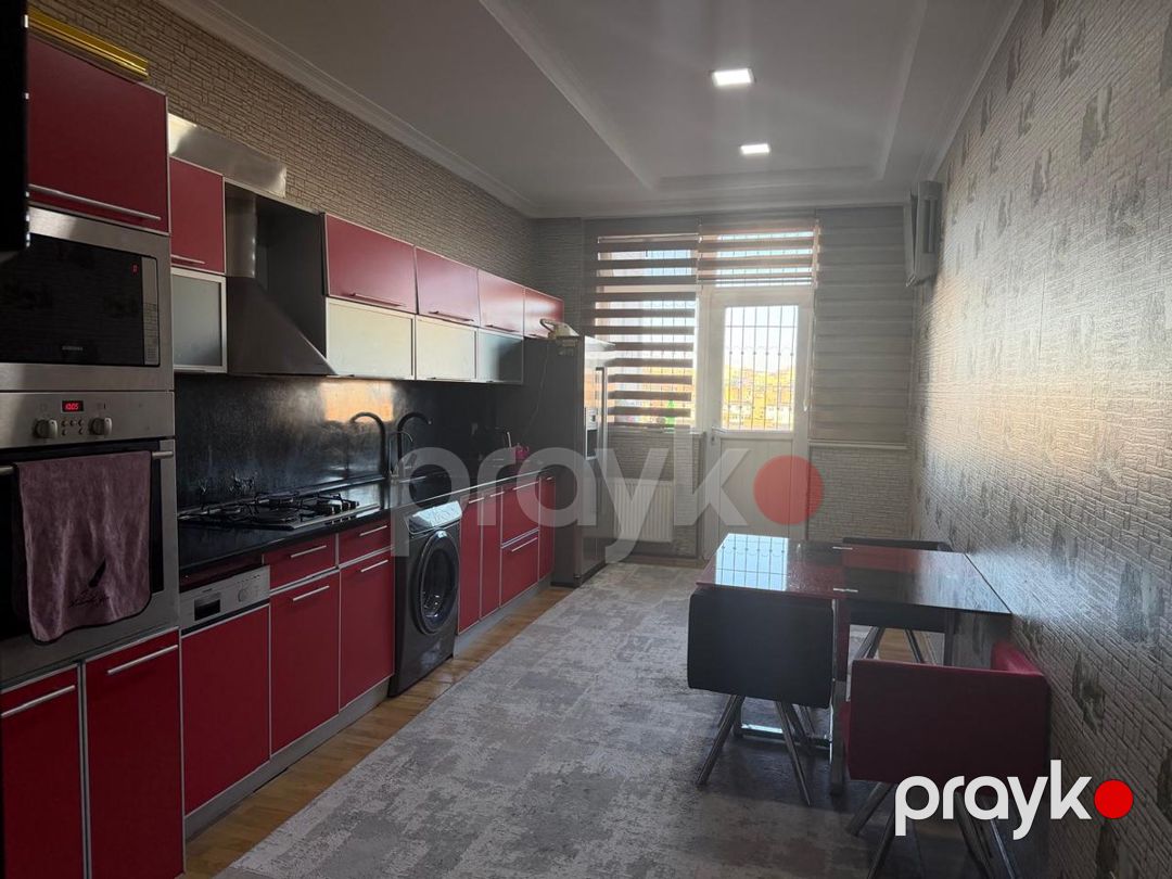 3 otaqlı mənzil, 138 m², m.Neftciler E.Suleymanov küç., Bakı — Mənzil (7)