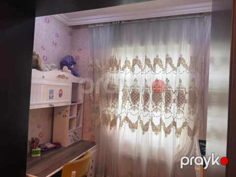 Satılır 3 otaqlı köhnə tikili 70 m² — Bakı