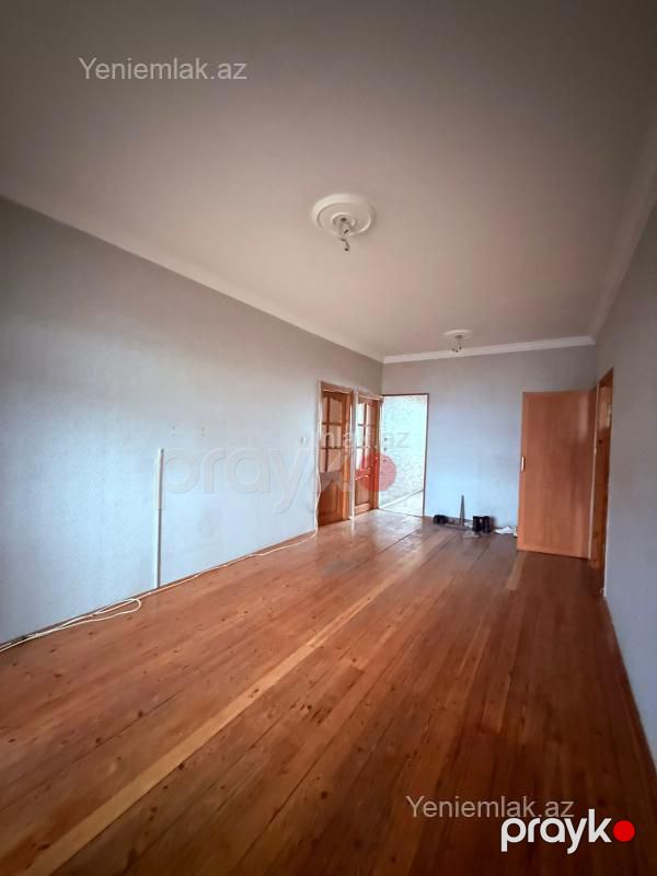 Satılır 4 otaqlı Bina evi menzil (Köhnə tikili), 110 m², Nizami rayonu — Mənzil, Bakı (2)