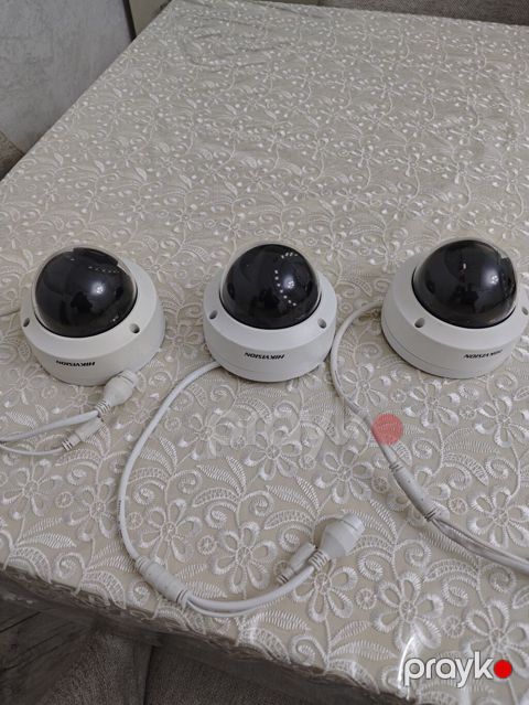 Az işlənmiş 3 eded hikvision ip kamera kodsuz model DS-2CD1123G0-I 1 — Bakı