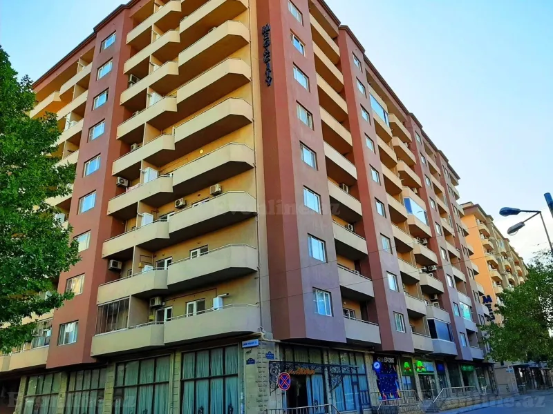 Satılır 4 otaqlı Mənzil Yeni tikili 170 m² Bakı, Yasamal r., Elmlər Akademiyası m — Mənzil, Bakı (2)