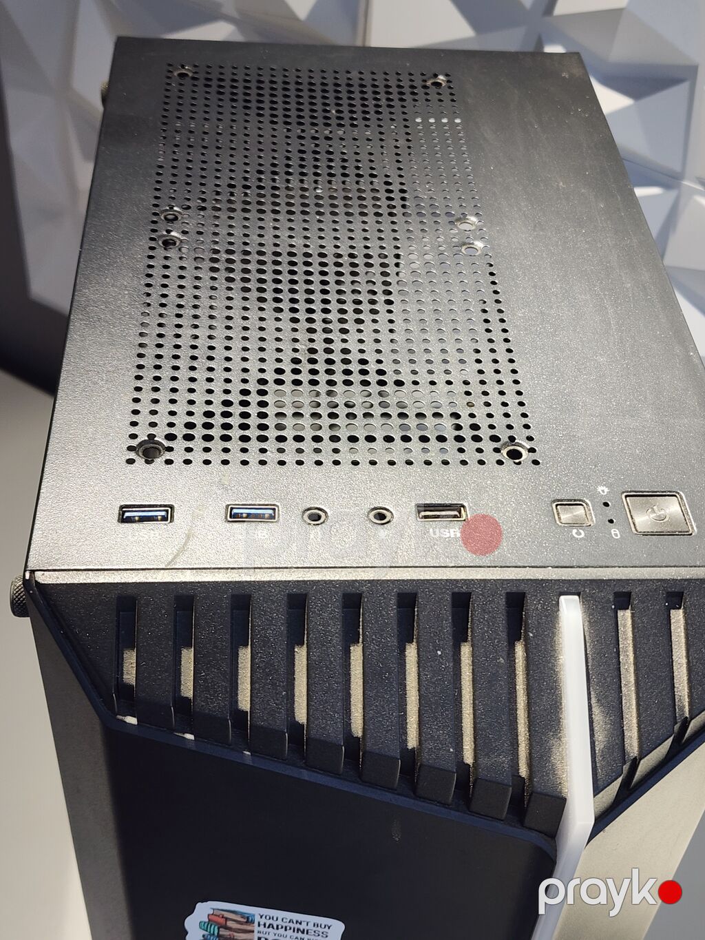 AiroCool bos keys butun portlar islek 1 kuller usdunde unvan ecemi — Korpuslər, Bakı (3)