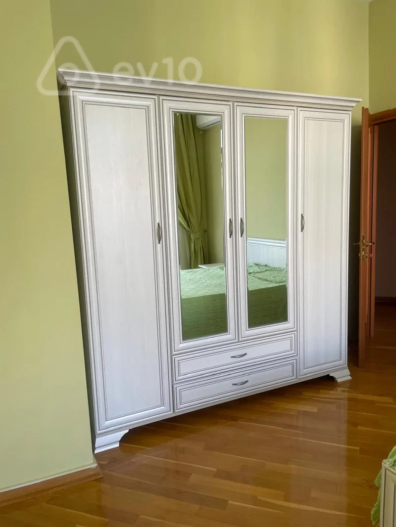 3 otaqlı mənzil, 130 m², Şövkət ələkbərova — kirayə — Mənzil, Bakı (8)