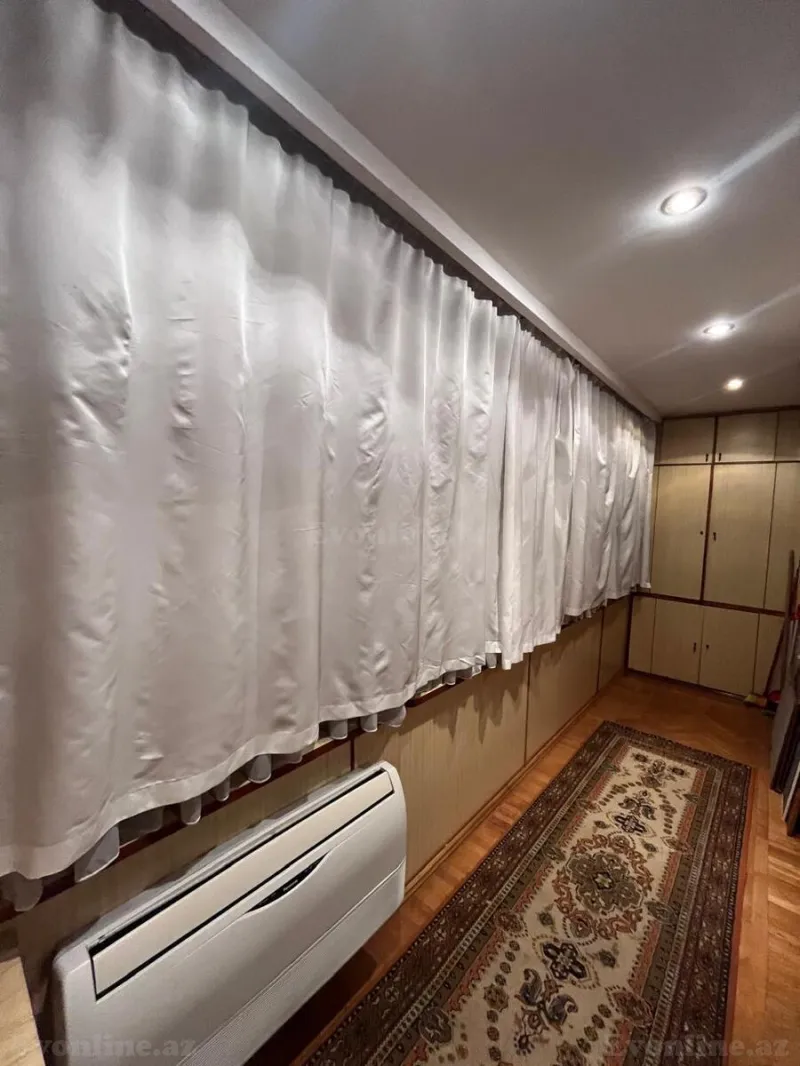 Kirayə verilir 3 otaqlı Mənzil Köhnə tikili 80 m² Bakı, Səbail r., Sahil m — Mənzil, Bakı (8)