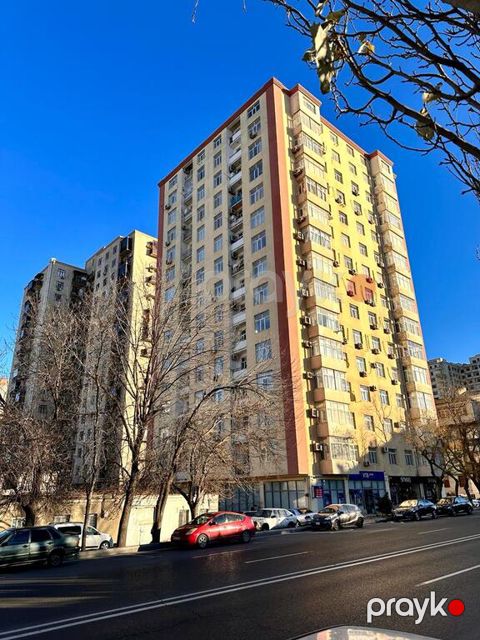 Satılır 4 otaqlı yeni tikili 185 m² — Bakı