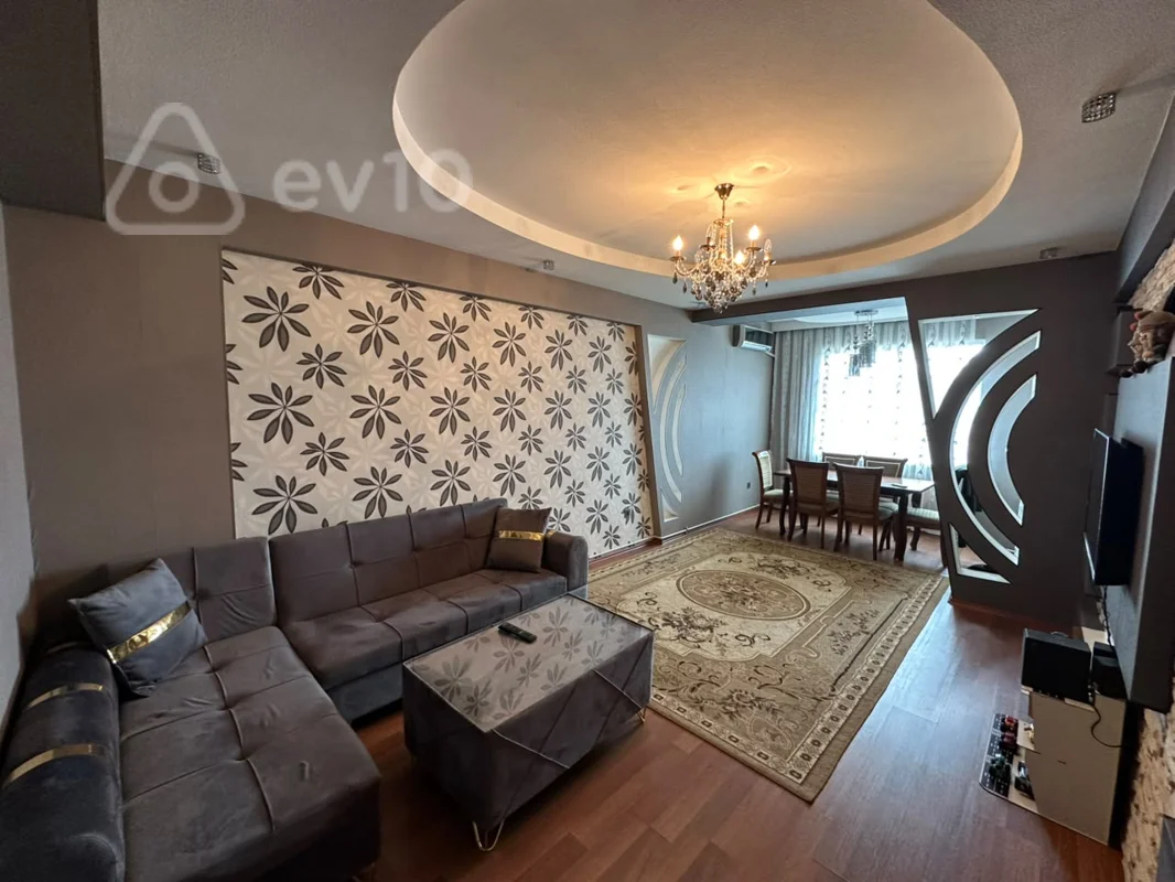 2 otaqlı mənzil, 72 m², Dadaş Bünyadzadə küçəsi — Bakı