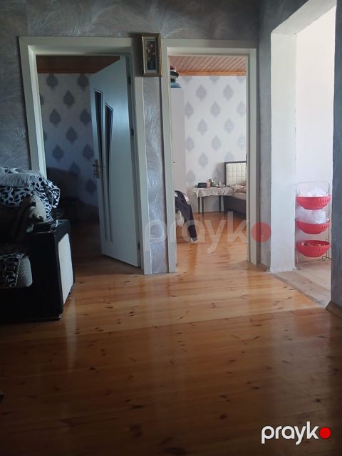 Satılır 3 otaqlı həyət evi/bağ evi 300 m² — Bakı