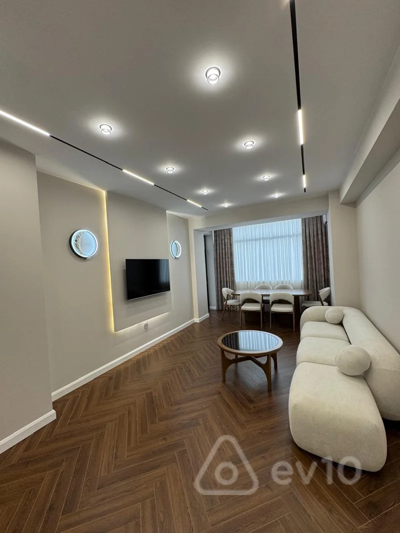 3 otaqlı mənzil, 110 m², Afiyəddin Cəlilov k — kirayə — Bakı