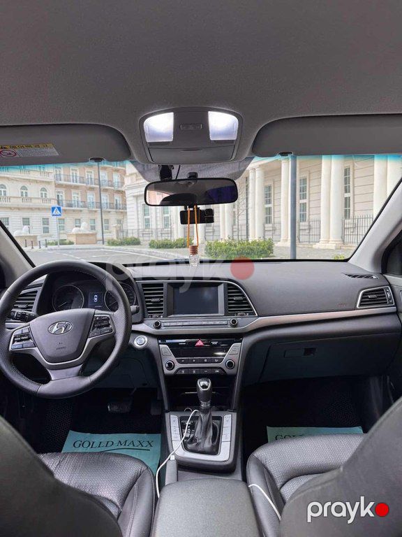 Hyundai Avante, 1.6 L, 2016 il, 231 000 km — Avtomobillər, Bakı (12)