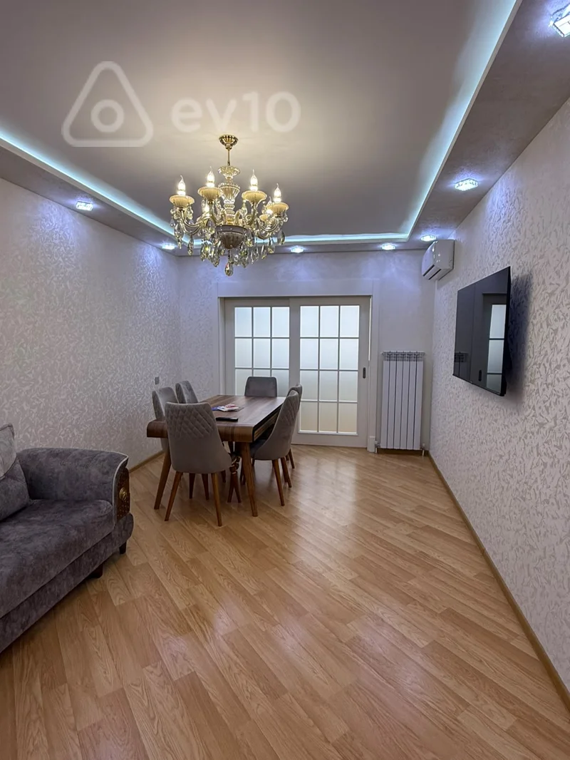 2 otaqlı mənzil, 77 m², Salamzadə küçəsi — Bakı