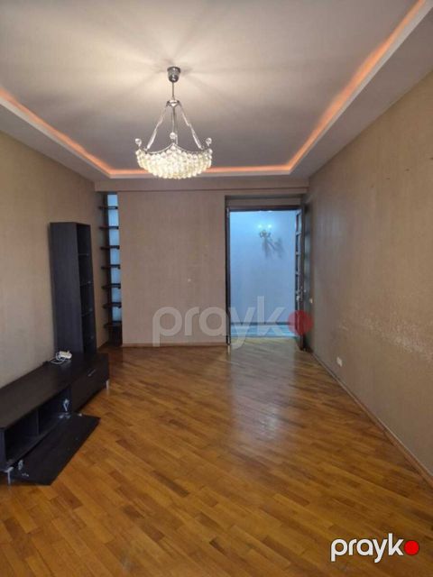 Satılır 3 otaqlı yeni tikili 100 m²