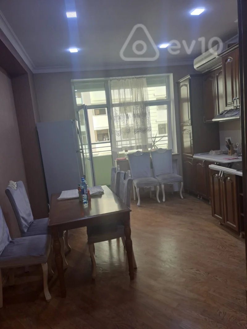 3 otaqlı mənzil, 125 m², Sabit Rəhman küçəsi — kirayə — Mənzil, Bakı (8)