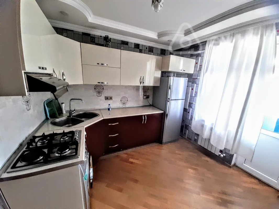 3 otaqlı mənzil, 120 m², Tofiq Abbasov Küçəsi — kirayə — Mənzil, Bakı (7)