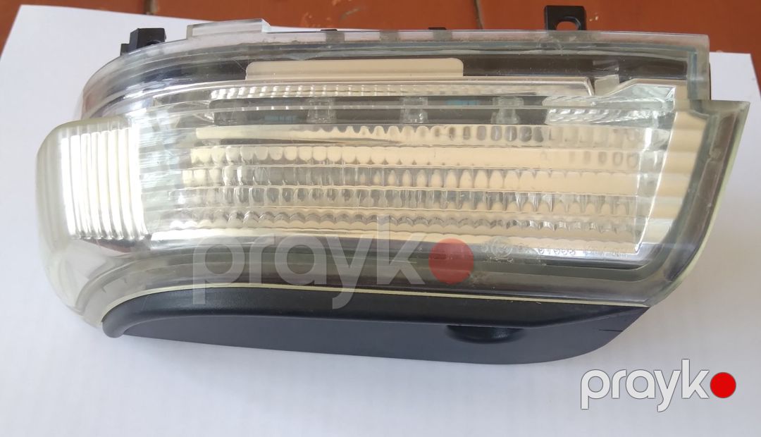 Mitsubishi Pajero 2007-2015 güzgü işığı — Ehtiyat hissələri və aksesuarlar, Bakı (2)