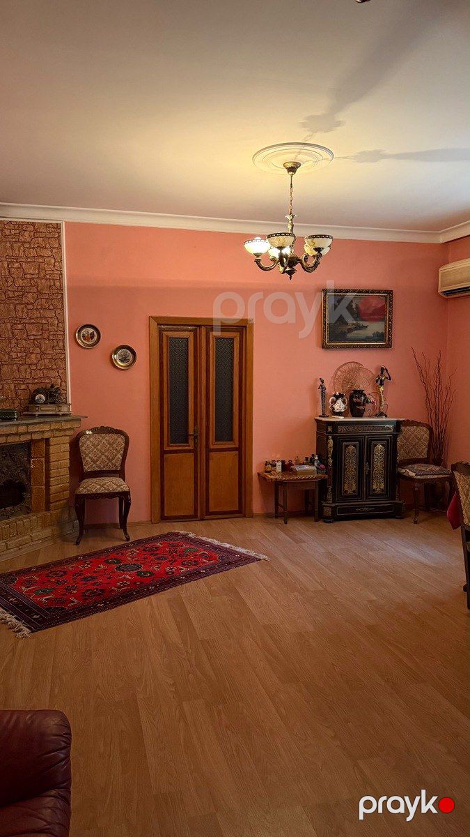 Satılır 4 otaqlı köhnə tikili 100 m² — Mənzil, Bakı (10)