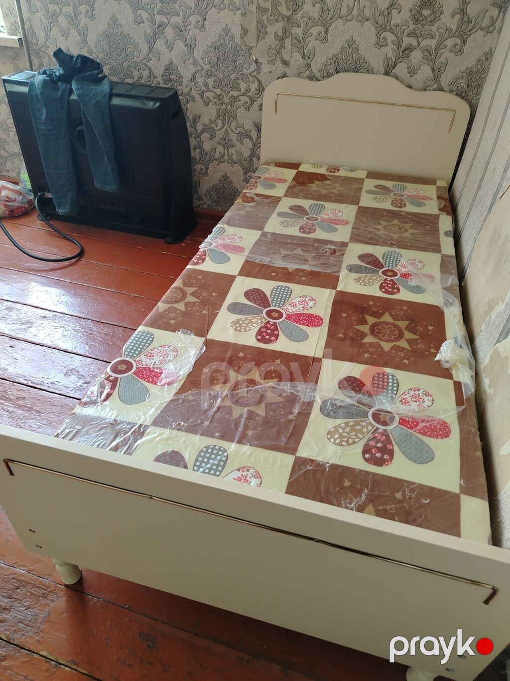 Tək nəfərlik çarpayı və döşək - Ölçü: təxminən 90×190 sm tək çarpayı — Yataqlar, Gəncə (3)