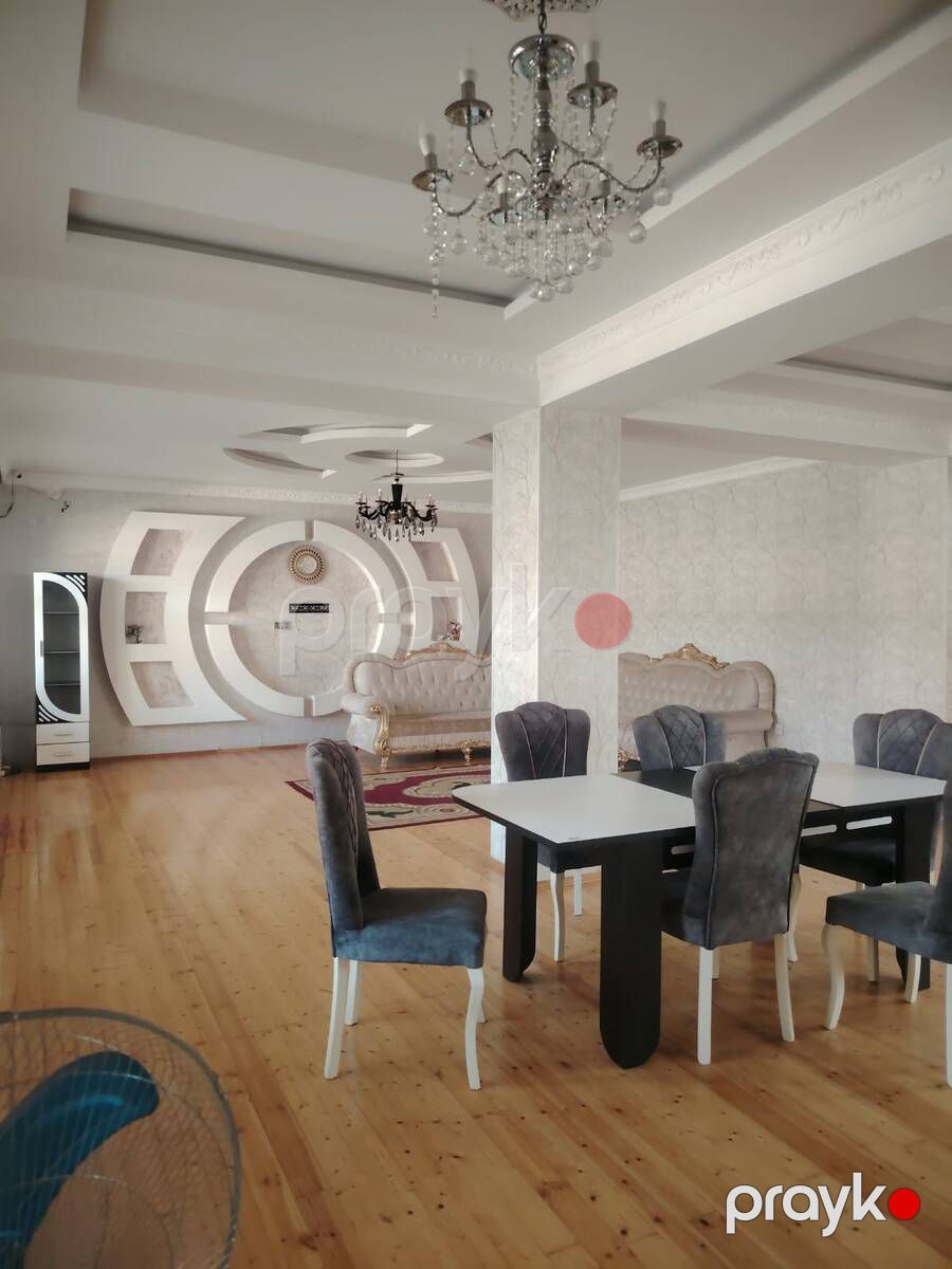Satılır 4 otaqlı həyət evi/bağ evi 240 m² — Ev, villa, Bakı (2)