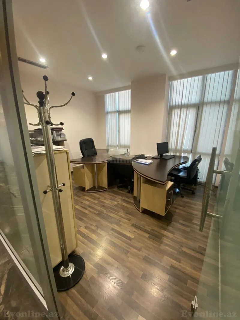 Kirayə verilir Ofis 285 m² Bakı, Nəsimi r., 8 Noyabr m — Ofis, Bakı (7)
