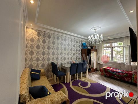 Satılır 2 otaqlı köhnə tikili 40 m² — Bakı
