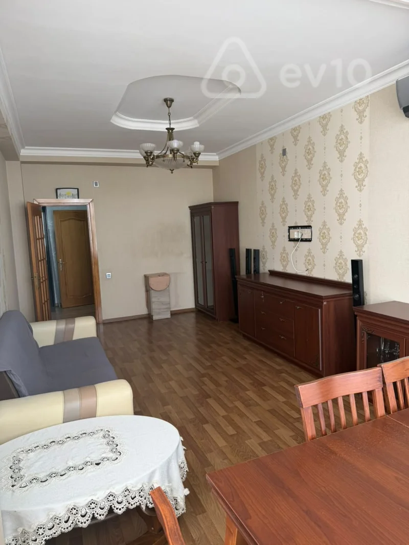 3 otaqlı mənzil, 82 m², Dadaş Bünyazadə küç. — kirayə — Bakı