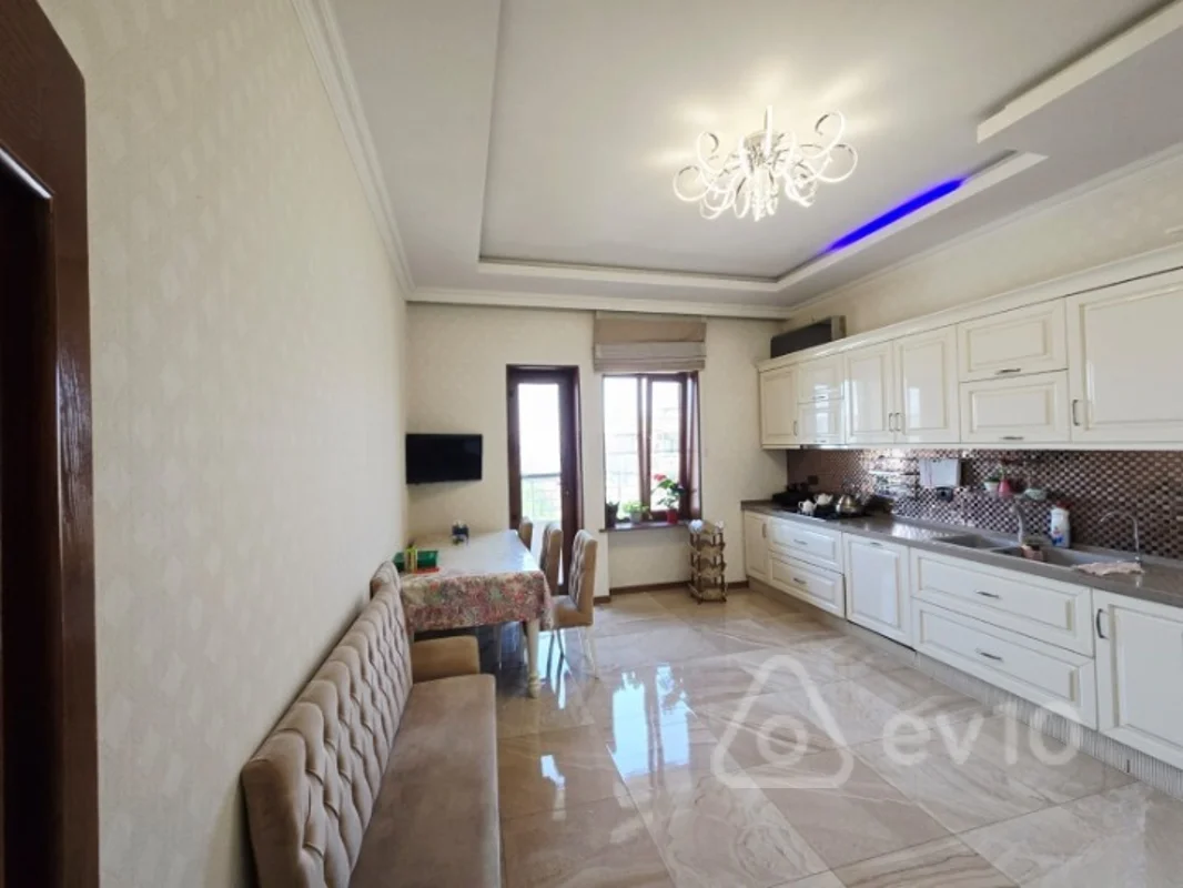 4 otaqlı mənzil, 178 m², Yusif Vəzi Çəmənzəmənli — Mənzil, Bakı (4)