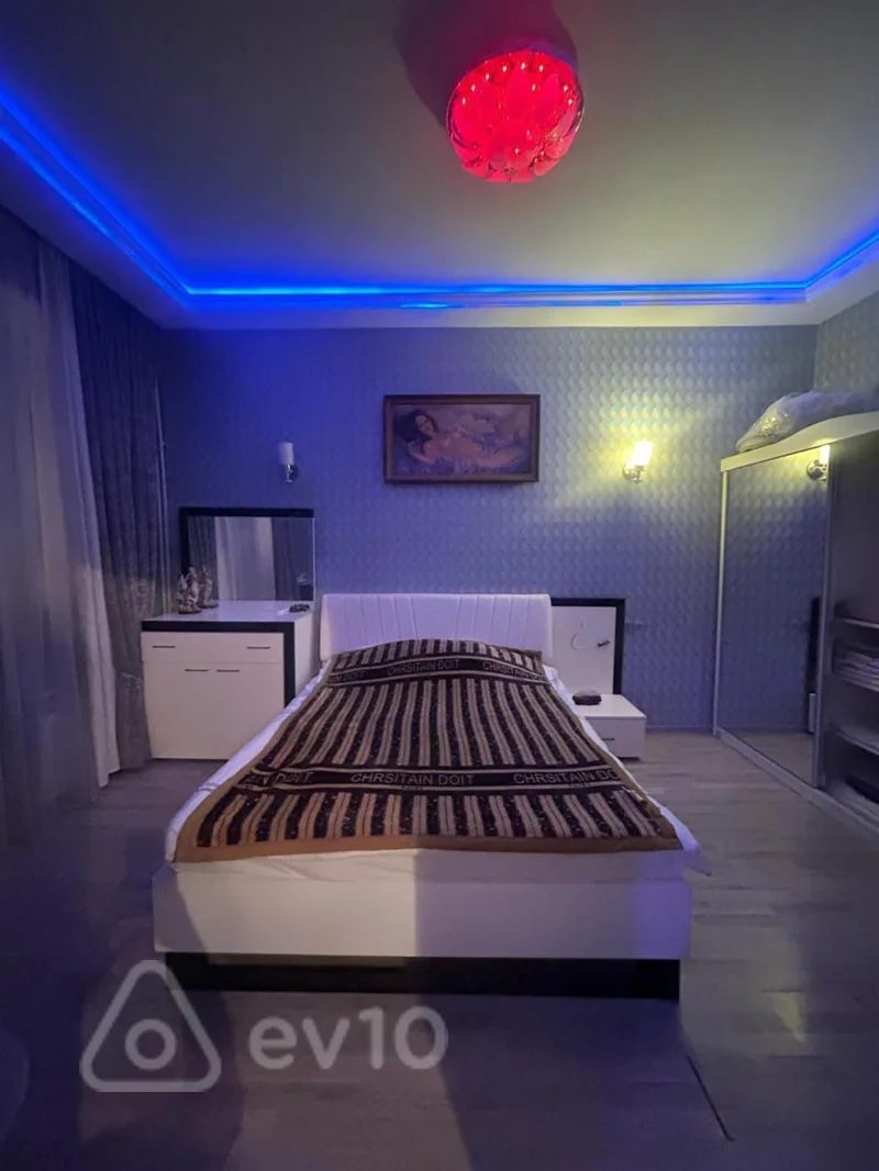 2 otaqlı mənzil, 65 m², Xəqani küçəsi — kirayə — Mənzil, Bakı (6)