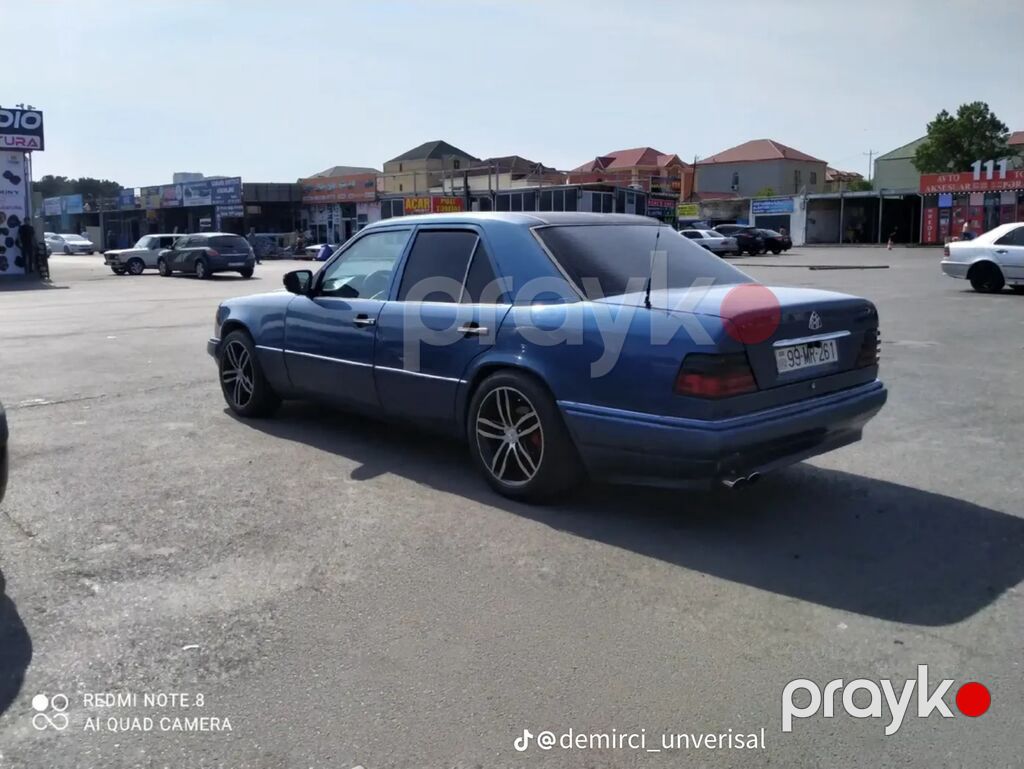 Mercedes-Benz sedan – satılır - Korpus: klassik W124 gövdə, tünd mavi — Avtomobillər, Astara (9)