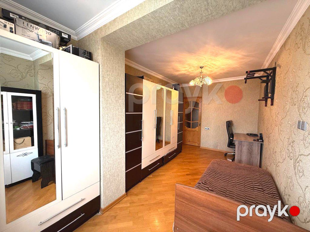 Satılır 4 otaqlı köhnə tikili 100 m² — Mənzil, Bakı (12)
