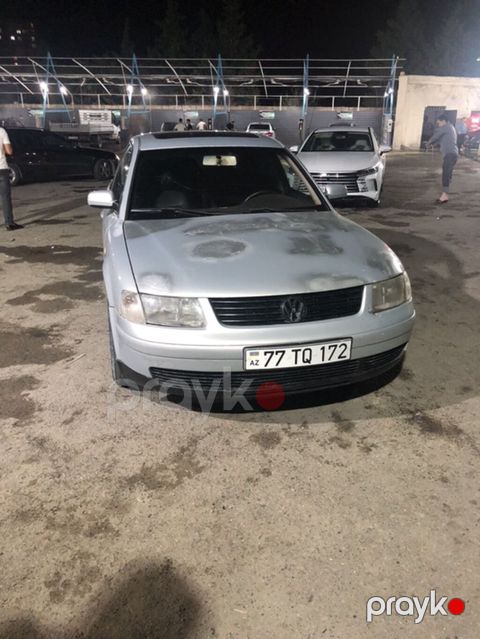 Volkswagen Passat B5 sedan - Kuzov: 4 qapılı sedan, gümüşü rəng — Masazır