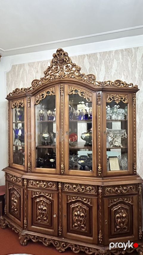 Klassik üslublu qorka (servant) satılır - Material: təbii ağac (sıx — Bakı