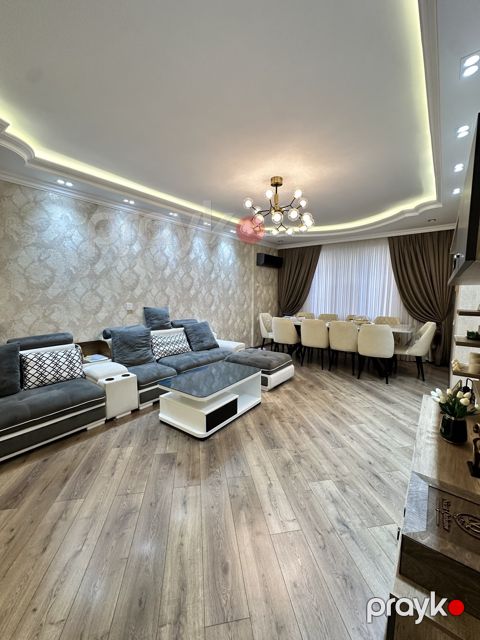Satılır 3 otaqlı yeni tikili 128 m² — Bakı