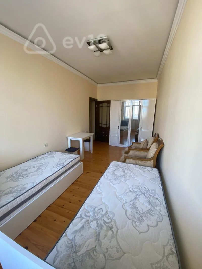 2 otaqlı mənzil, 70 m², Əsəd Əhmədov küçəsi — kirayə — Mənzil, Bakı (2)