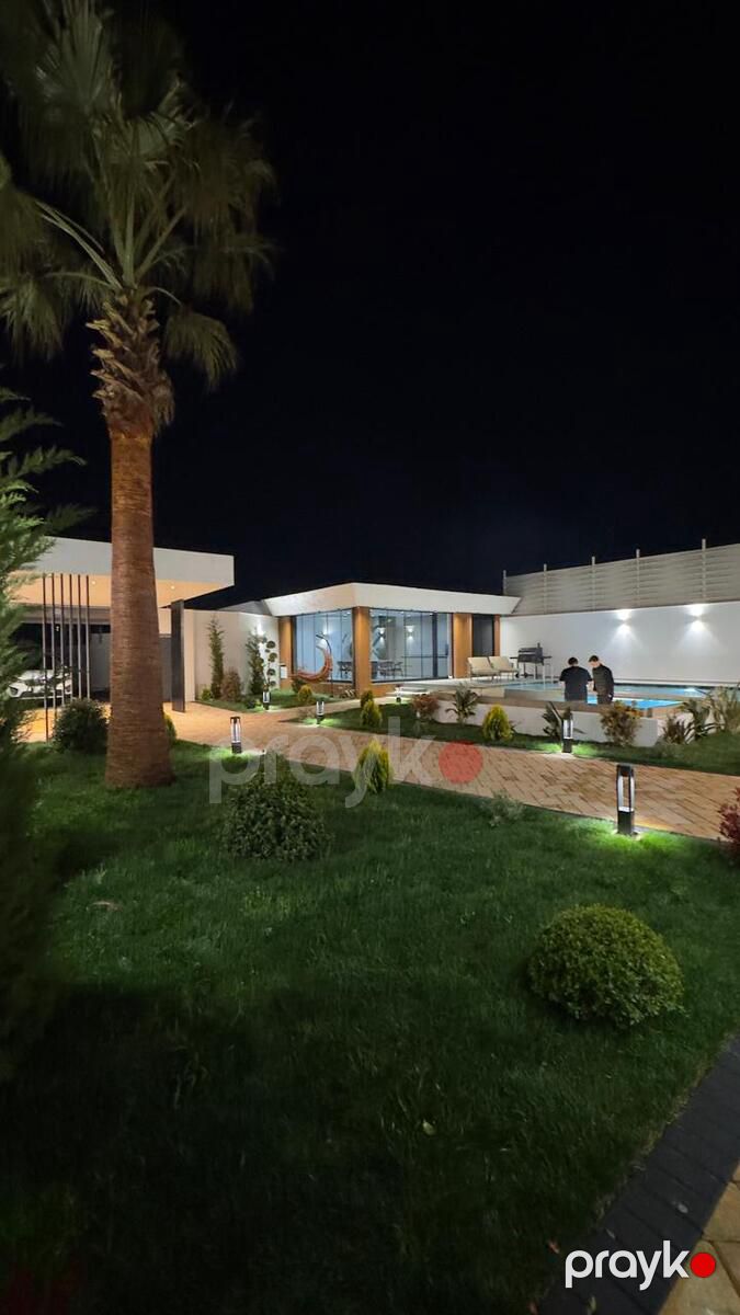 Satılır 5 otaqlı həyət evi/bağ evi 300 m² — Ev, villa, Bakı (6)