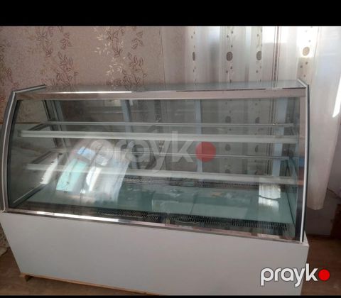 (Vitrin soyuducu) ideal veziyyetde hec bir prablemi yoxdur hec — Bakı