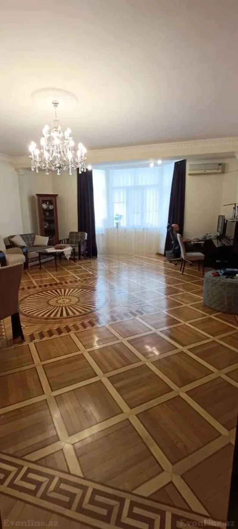 Satılır 4 otaqlı Mənzil Yeni tikili 200 m² Bakı, Yasamal r., Elmlər Akademiyası m — Mənzil, Bakı (3)