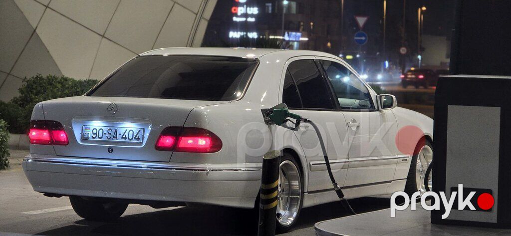 Mercedes E 240, 2.4 L, 2001 il, 345 853 km — Avtomobillər, Bakı (5)