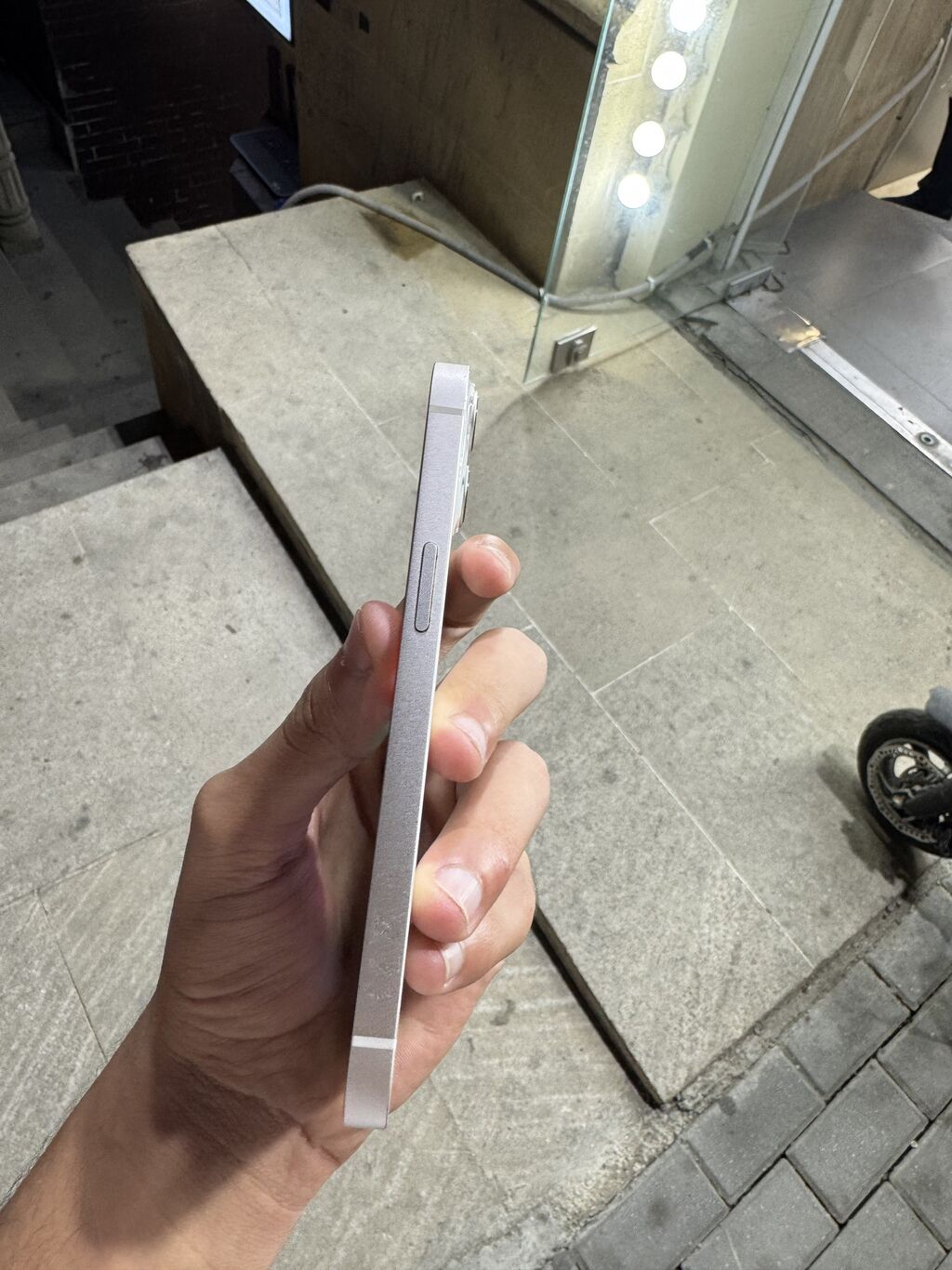 IPhone 13, 128 GB, Ağ, Barmaq izi, Simsiz şarj, Face ID — Apple iPhone, Bakı (6)
