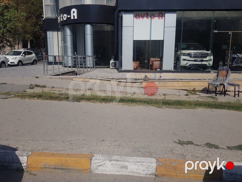 İcarəyə verilir obyekt 320 m² — Əmlak, Bakı (2)