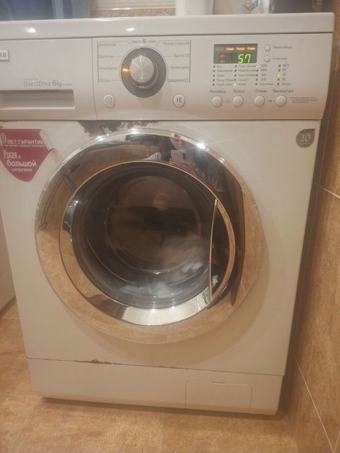 LG 6 kq. satilir. Tam iwlek evden satiw. Qiymet 160 azn — Bakı
