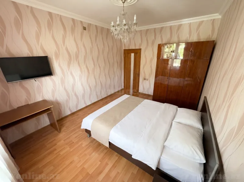 Satılır 4 otaqlı Mənzil Köhnə tikili 100 m² Bakı, Xətai r., Həzi Aslanov m., Əhmədli — Mənzil, Bakı (2)