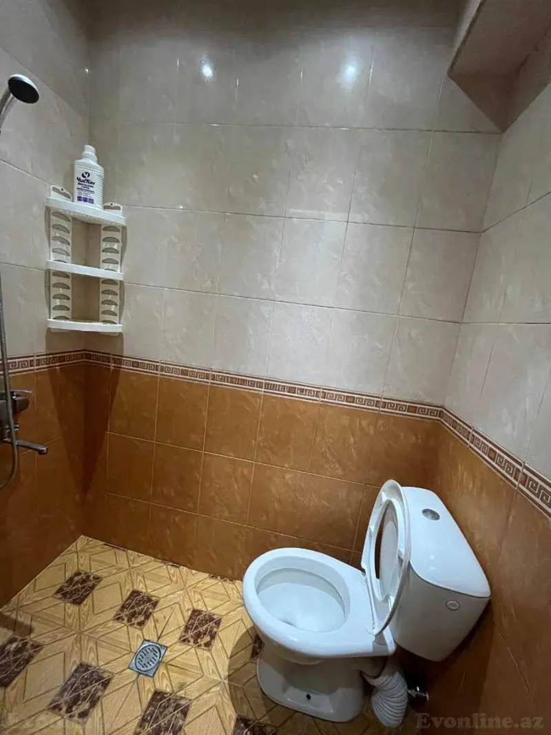 Kirayə verilir 1 otaqlı Həyət evi 20 m² Bakı, Binəqədi r., Azadlıq prospekti m., M.Ə.Rəsulzadə — Ev, villa, Bakı (3)