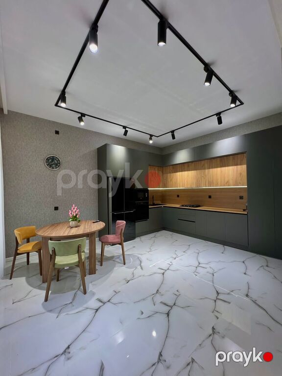 Satılır 4 otaqlı həyət evi/bağ evi 300 m² — Ev, villa, Bakı (6)