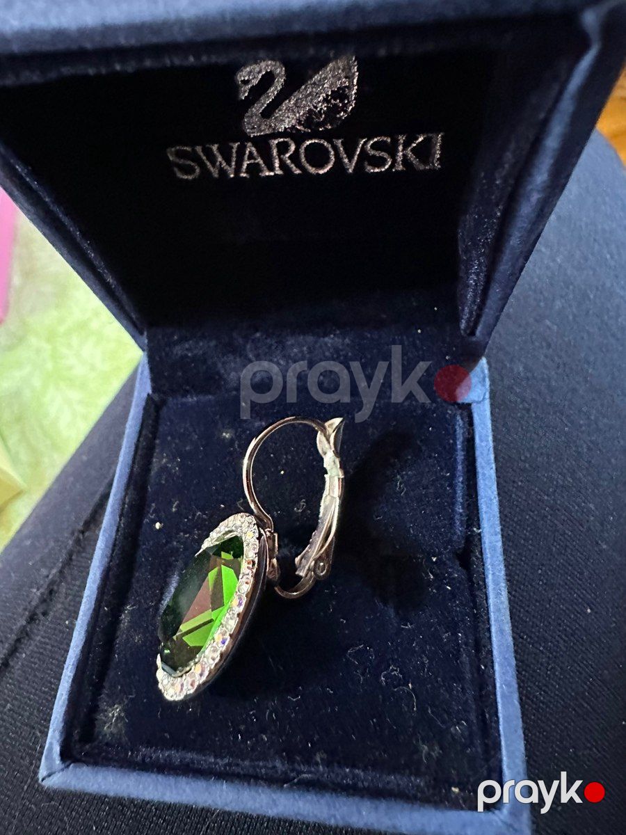 Swarovski sırğaları — Şəxsi əşyalar, Bakı (2)